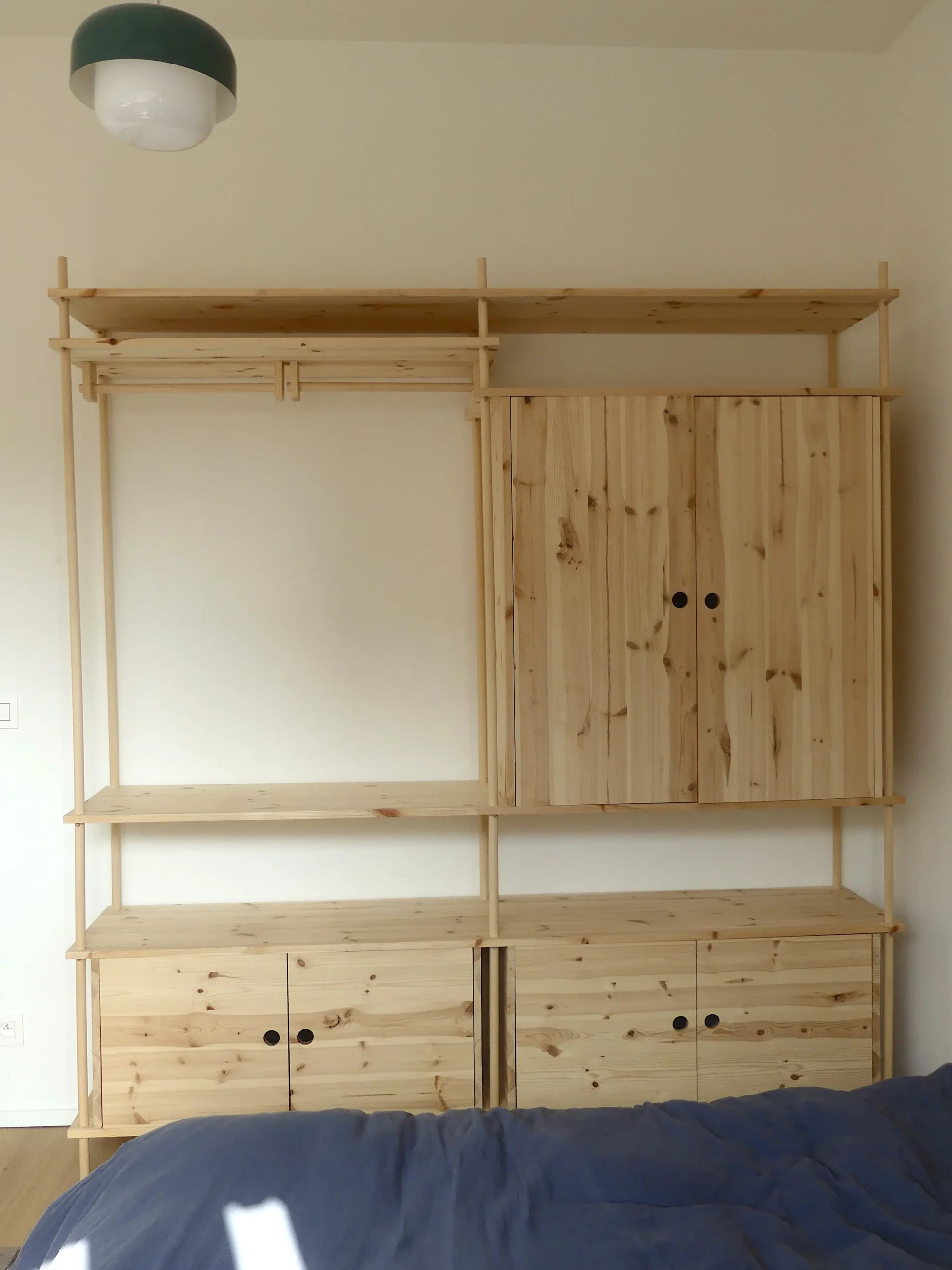 Armoire